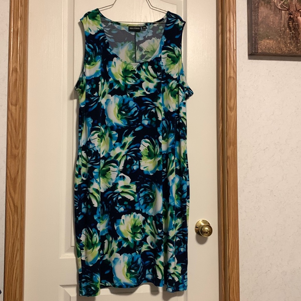 Sleeveless summer dress